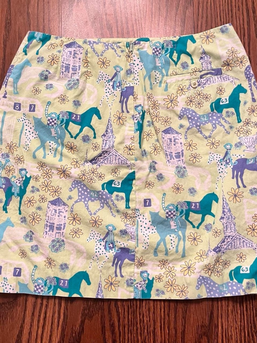 Rare Lilly Pulitzer Low Riders Mini Skirt with Teal, Purple & Blue Horse Print - Picture 4 of 6